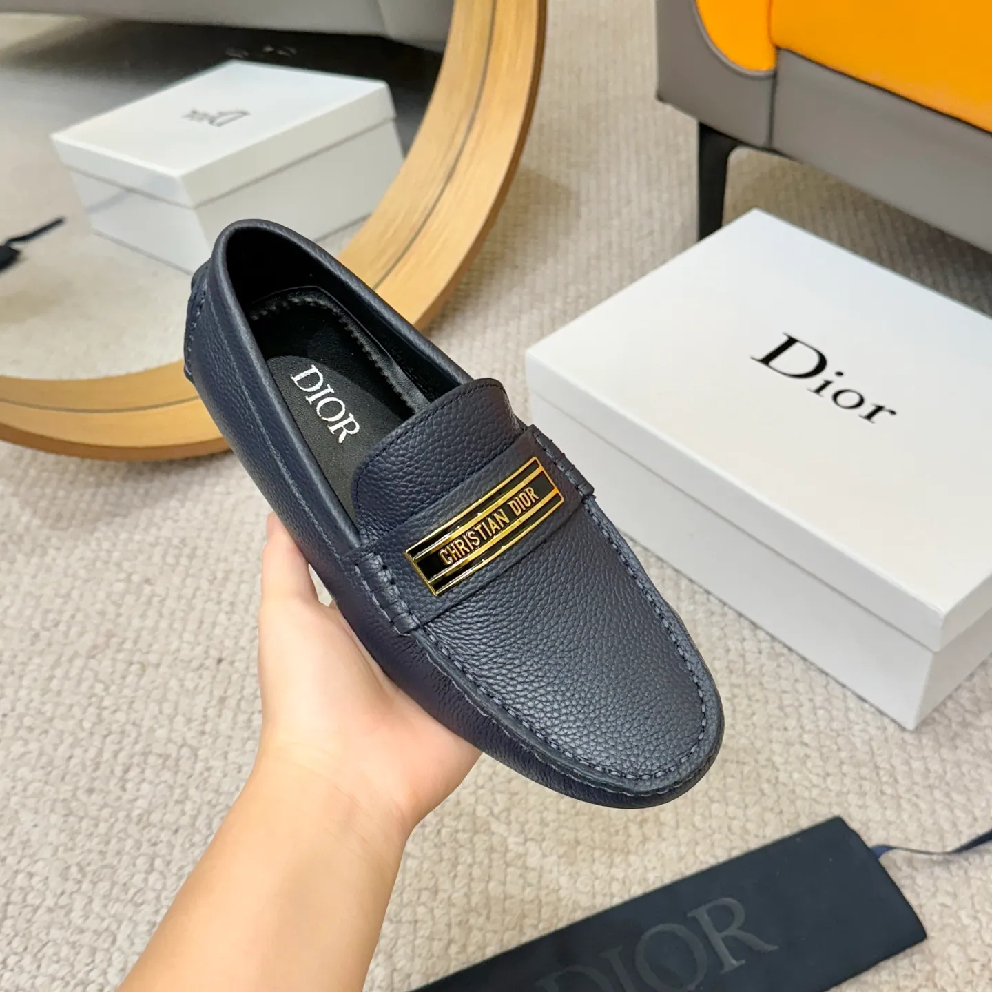 Men's clothing and shoes 💰420! (Yangli) Quality DIOR [Dior’s latest arrival] real auction hot-selling Doudou shoes 🔍DIOR) new Doudou shoes 👍Belgian designer Martin Margiela serves as Gucci shoe designer y full of charm, luxury style gentleman upper: imported cowhide, lining with spring sweat-absorbent first-layer sheepskin. Outsole Brand outsole, the last stitching on the bottom will never come off; equipped with classic Gucci exquisite hardware C D buckle💋The whole pair of shoes is fashionable and casual without losing high-end style; standard 38-46